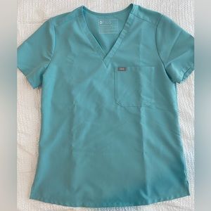 FIGS Catarina One Pocket Scrub Top in limited edition Sea Glass